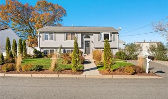 100 Fourth Ave, Cranston, RI 02910