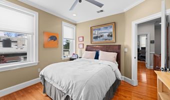 15 SEATON Pl NE 2, Washington, DC 20002