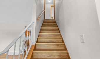 1136 W ROBERTS Ave, Appleton, WI 54914