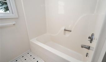 315 E High St, Baldwin City, KS 66006