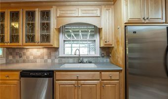 4559 Collins Ave, Acworth, GA 30101