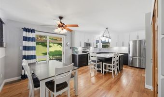 329 Gateford Dr, Ballwin, MO 63021