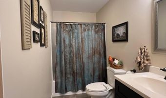 42491 Quail Hollow Ct, Albany, OH 45710