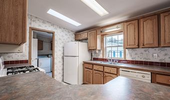 3 Windsor Dr, Alfred, ME 04002