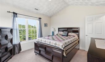 15 Saw Mill Dr 307, North Kingstown, RI 02852