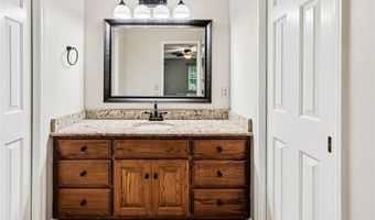 1018 Viewmont Dr, Asheboro, NC 27205