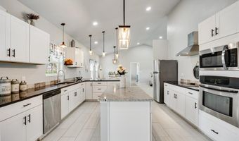 550 Rs County Road 2370, Alba, TX 75410