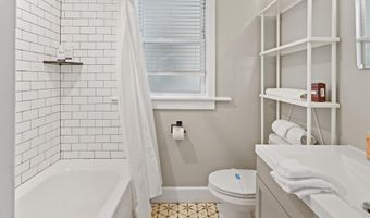 114 S Raleigh Ave, Atlantic City, NJ 08401