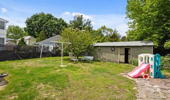 28 Gardner St, Arlington, MA 02474