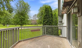 1001 S ONEIDA St 2E, Appleton, WI 54915