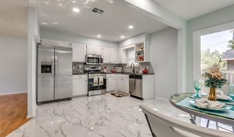 6606 NW 26th St, Bethany, OK 73008