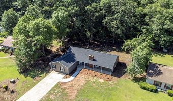 627 Longbow Dr, Albany, GA 31721