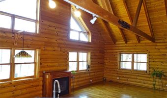 W7048 County Road D, Arkansaw, WI 54721