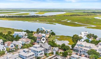 41 Transom Row, Bald Head Island, NC 28461