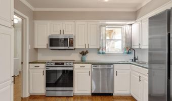 2216 Perry Dr, Abbeville, LA 70510