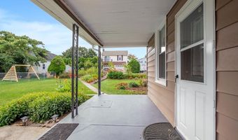 120 W 2ND St, Alburtis, PA 18011