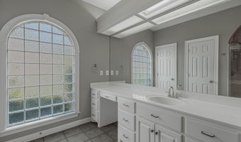 504 Beacon Cv, Brandon, MS 39047