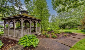 3602 SOUTH Pl #2, Alexandria, VA 22309
