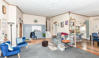2420 E 40th St, Anderson, IN 46013