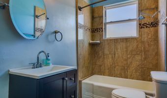 312 Arno St NE, Albuquerque, NM 87102