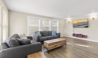 21 E 9th St, Barnegat Light, NJ 08006