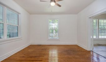 822 Chesnut St, Camden, SC 29020