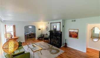 1706 N 2nd St, Atchison, KS 66002