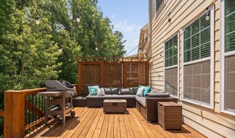 2712 Lake Waccamaw Trl, Apex, NC 27502