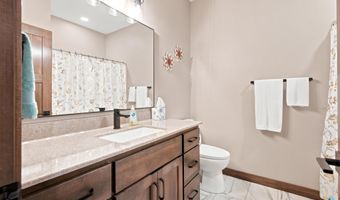612 Iver Ave, Baltic, SD 57003