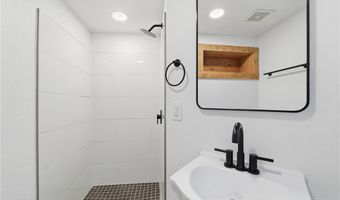 2304 SE Jayel Ter 2, Bentonville, AR 72712