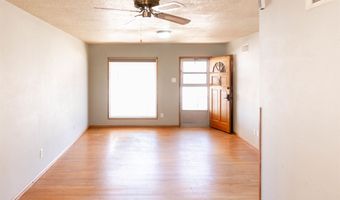 204 Acoma Dr, Clovis, NM 88101