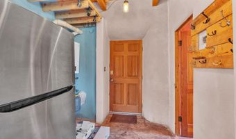 77 North Rd, Carson, NM 87517