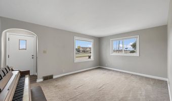 1203 W NORTHLAND Ave, Appleton, WI 54914
