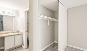 4401 PEMBROOK VILLAGE Dr 102, Alexandria, VA 22309