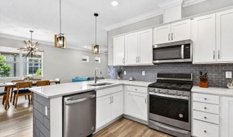 6427 MOORING LINE Cir, Apollo Beach, FL 33572