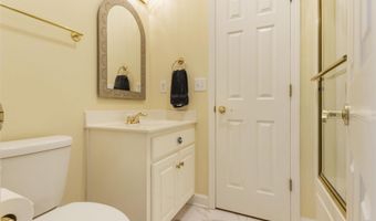 109 Canterbury Cir, Arab, AL 35016