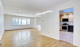 12 Van Gogh Ln, Airmont, NY 10901