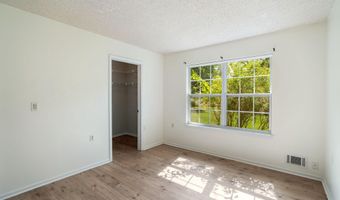 7 TAMARACK Ct, Barnegat, NJ 08005