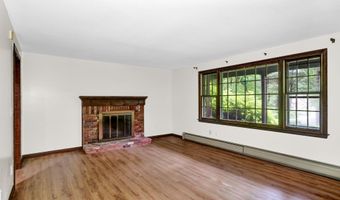 70 Smith Ln, Burlington, CT 06013