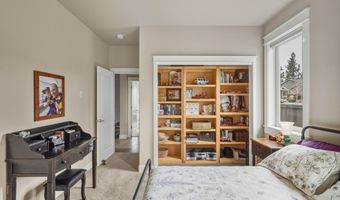 60414 Hedgewood Ln, Bend, OR 97702