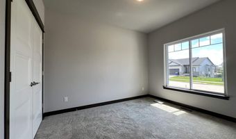 1232 Berkshire Ln, North Liberty, IA 52317