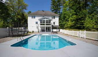15 Kelso Dr, Bow, NH 03304
