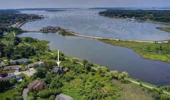 25 Fort Hill Rd, Bristol, RI 02809