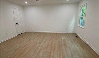 6211 Emerald Springs Dr SE, Acworth, GA 30102
