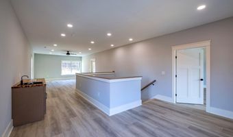 1036 Cummings St 1, Abingdon, VA 24211