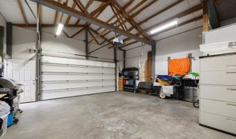 27404 E Ambassador Pr NE, Benton City, WA 99320