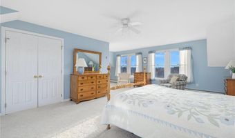 110 HOUSTON Ave, Narragansett, RI 02882