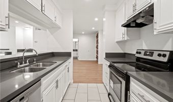 5334 Lindley Ave 125, Encino, CA 91316