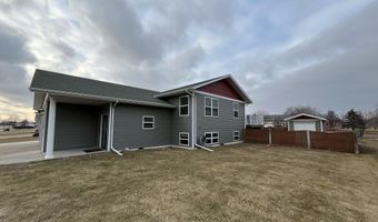 1208 SW 13th Ave, Aberdeen, SD 57401