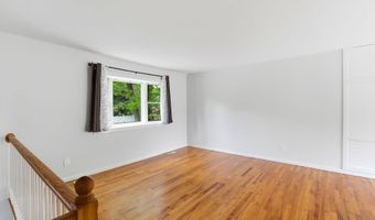 59 Park Ave, Bayville, NJ 08721